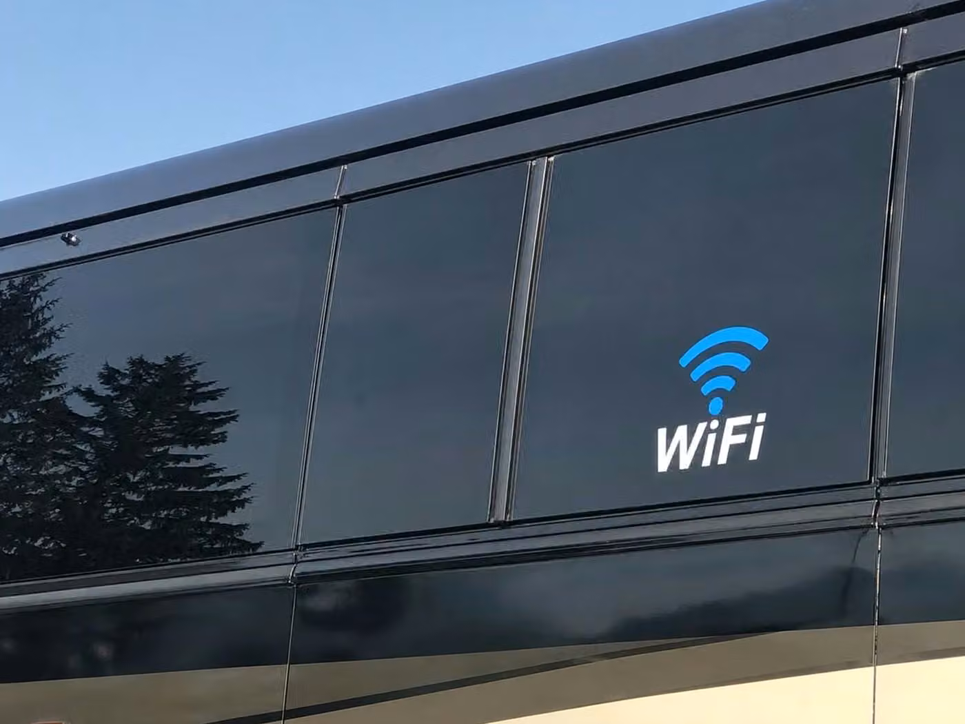 bell gardens 18 passenger minibus wifi