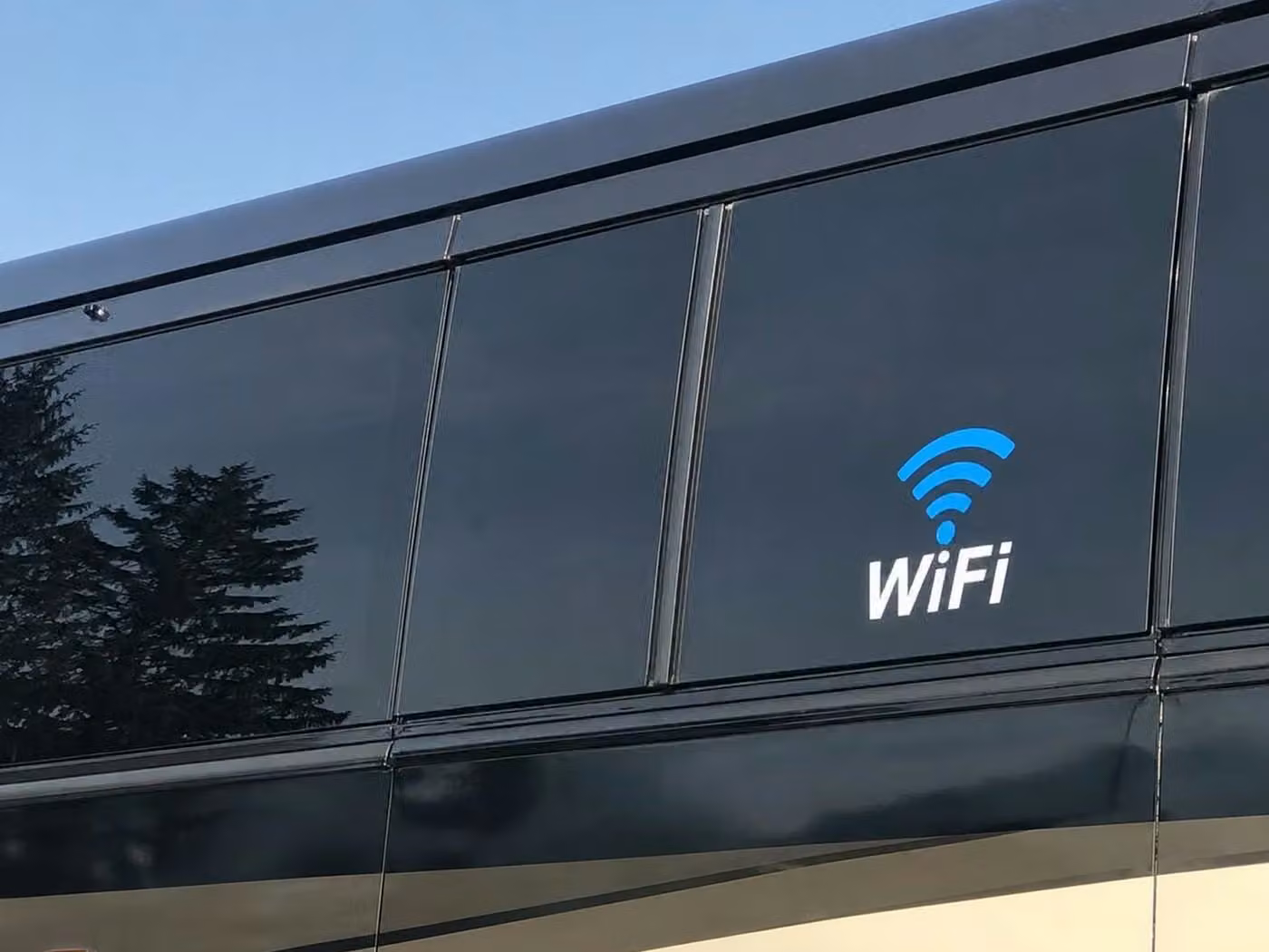 bell gardens 25 passenger minibus wifi
