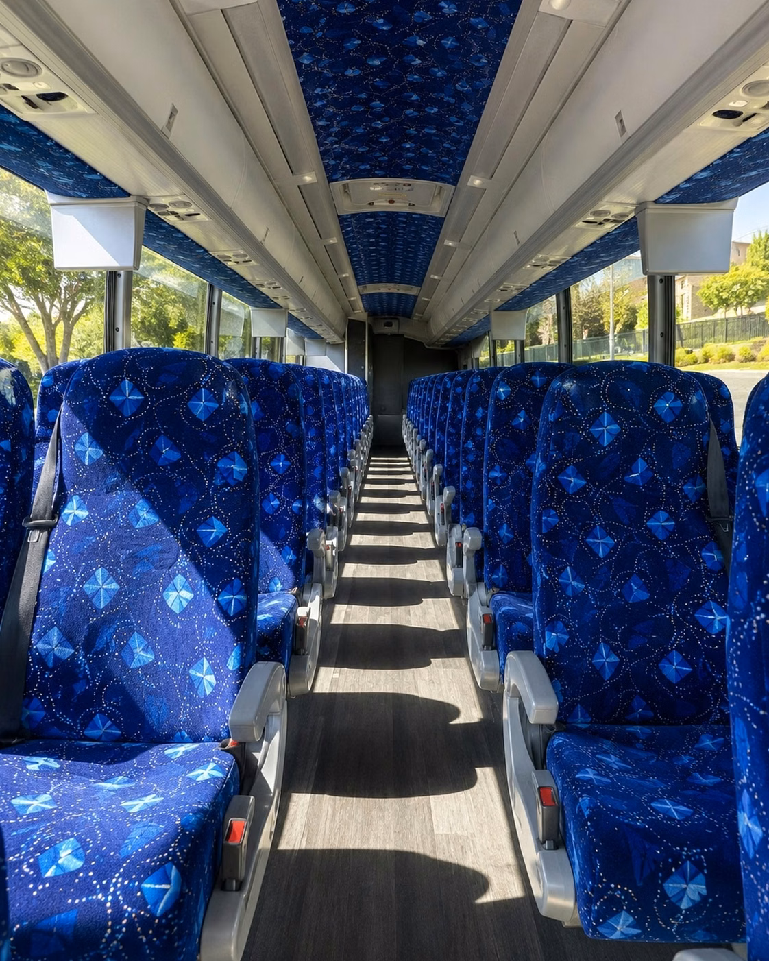 bell gardens hourly round trip and all night prom bus packages in bell gardens